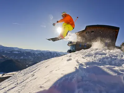 Skifahrer im Skigebiete Gemeindealpe © Niederösterreich Bahnen / Leiminger