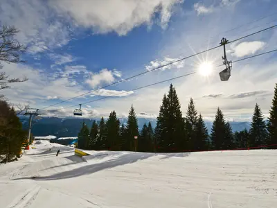 Blick auf den Sessellift im Skigebiet Gemeindealpe © Niederösterreiche Bahnen / Leiminger