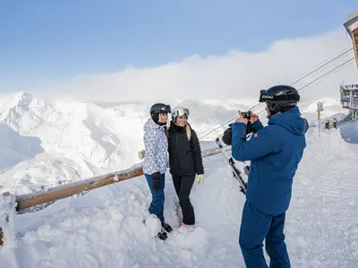 Fotopause vor dem Schnalstaler Bergpanorama © Schnalstal / Harald Wisthaler