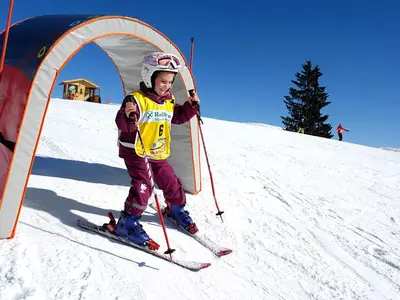 Skifahren in Luckis Kinderland © Meran 2000
