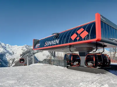 Bergstation der neuen Kabinenbahn SONNEN © Klausberg AG