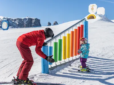 Skischule © Dolomiti Superski / Harald Wisthaler