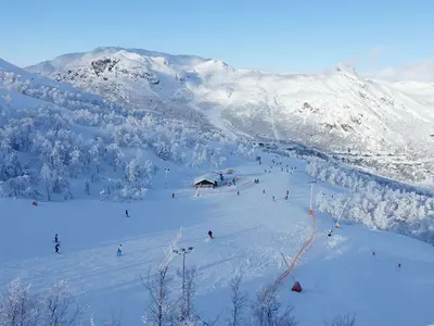 Blick auf die Pisten im Skigebiet Hemsedal Skicenter © Hemsedal Skisenter