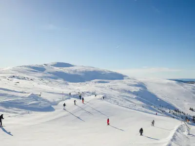 Blick auf die Pisten im Skigebiet Trysilfjellet © Trysil/Ola Matsson