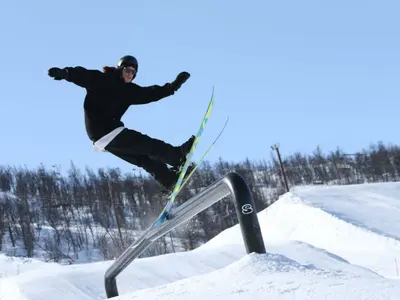 Skifahrer in einem der Parks im Skigebiet Geilofjellet &nbsp; © Geilo Holiday