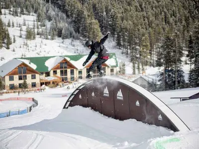 Snowpark Norquay im Skigebiet Banff © Mt. Norquay Banff