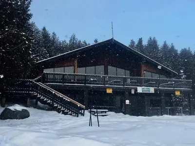Einkehr in einer gemütlichen Hütte im Skigebiet Brimacombe © Brimacombe