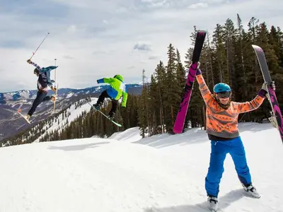Double Jump in Aspen Mountain © Aspen Skiing Company