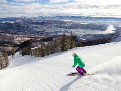 Abfahrt mit atemberaubenden Ausblick © Deer Valley Resort