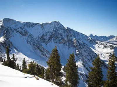 Blick auf die umliegenden Berge © Snowbird, Chris Segal
