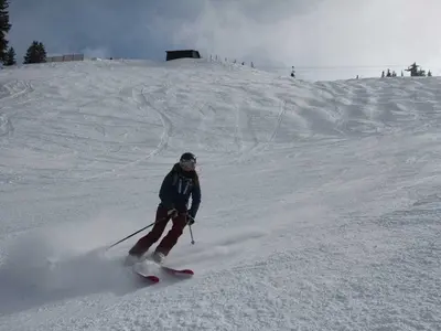 Abfahrt auf breiten Pisten © Aspen Skiing company