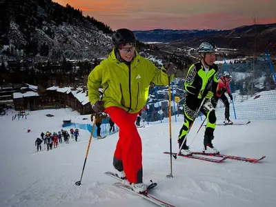 Der Aufstieg mit Langlaufskiern © Aspen Skiing company