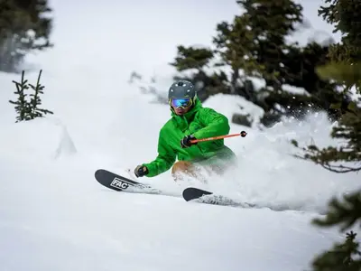 Tiefschneeabfahrt in Breckenridge © Breckenridge Ski Resort