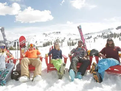 Après Ski bei Sonnenschein © Olympic Valley Alpine Meadows