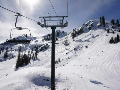 Sessellift in Alpine Meadows © Squaw Valley Alpine Meadows, Matt Palmer