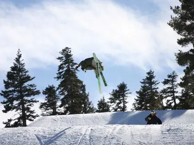 Jump im Terrain Park © Homewood Mountain Resort