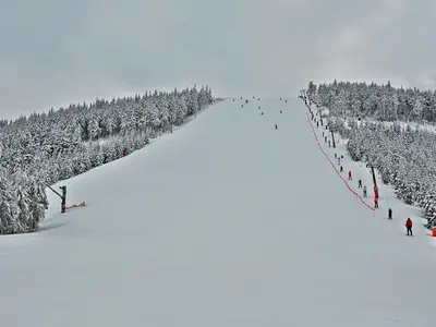 Schlepplift im Skigebiet © Dolní Morava Skiareál