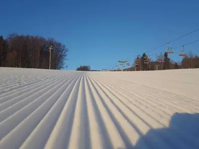 Piste im Skigebiet Bubákov-Herlíkovice © SKI areál Bubákov