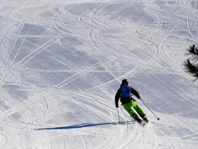Skifahrer im Skigebiet Tahko © TAHKOcom