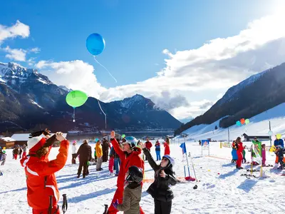 Kinderskikurs an den Planberg- und Wiesenliften © Joris van Drooge