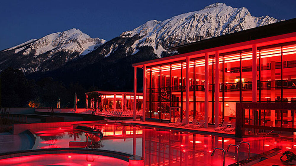 Rupertustherme bei Nacht