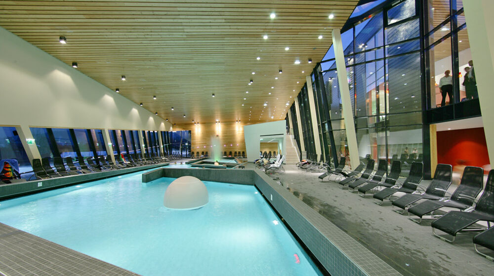 Innenbecken der Aqualux Therme