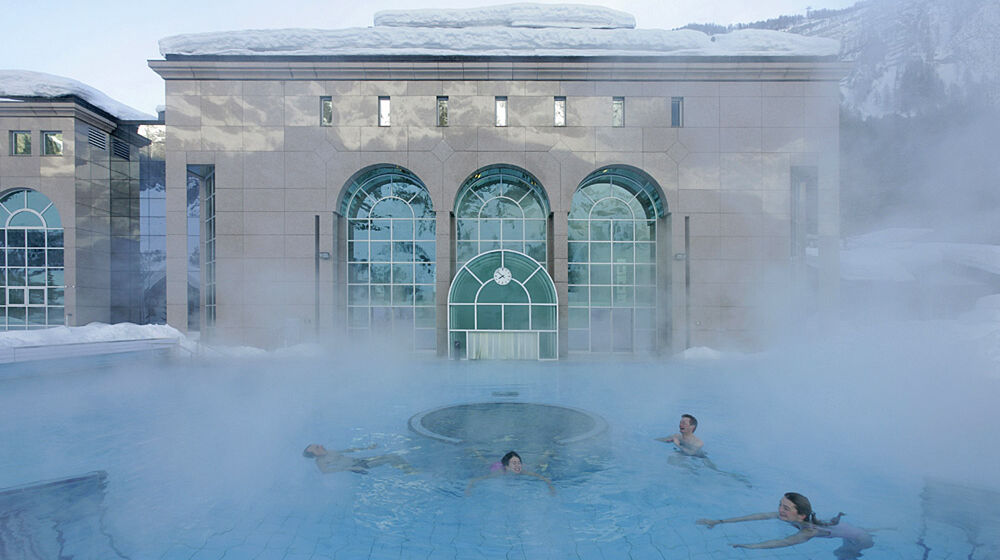 Außenbecken im Winter