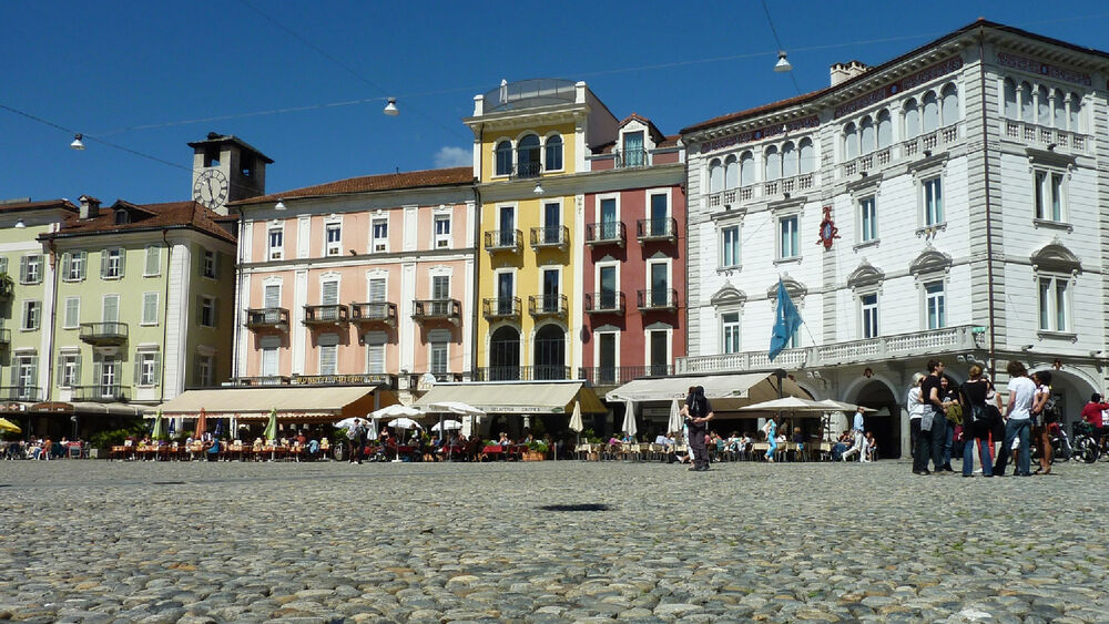 Blick auf den Piazza Grande in Locarno