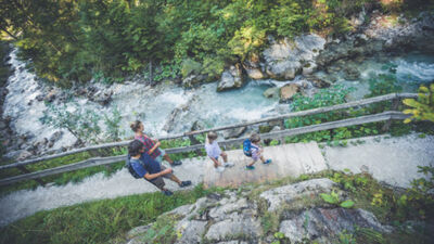 Gemeinsame Erlebnisse schweißen die Familie zusammen