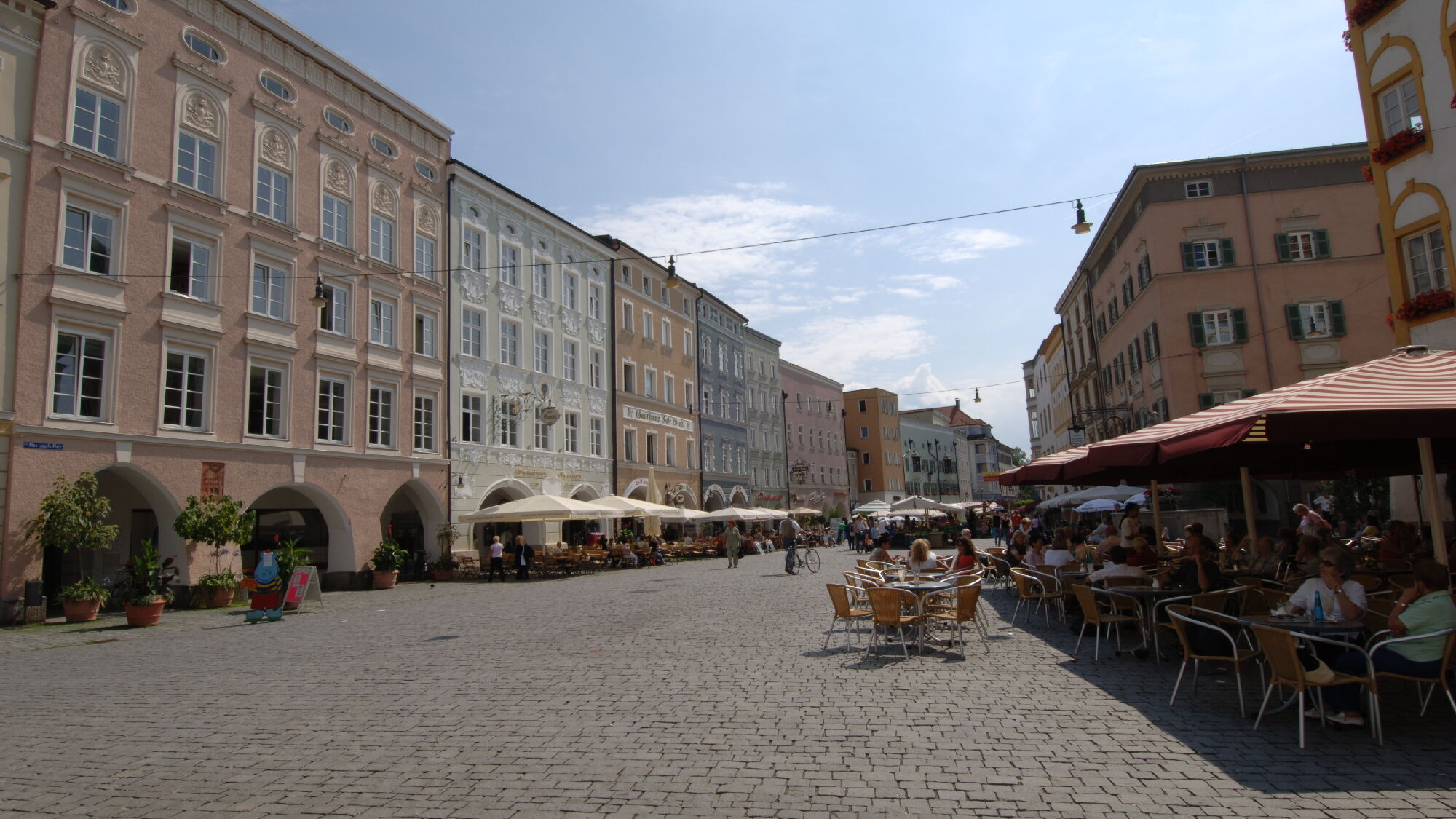 Blick auf den Max-Josefs-Platz