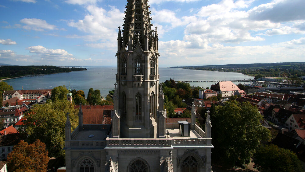 Blick vom Münster auf den Bodensee