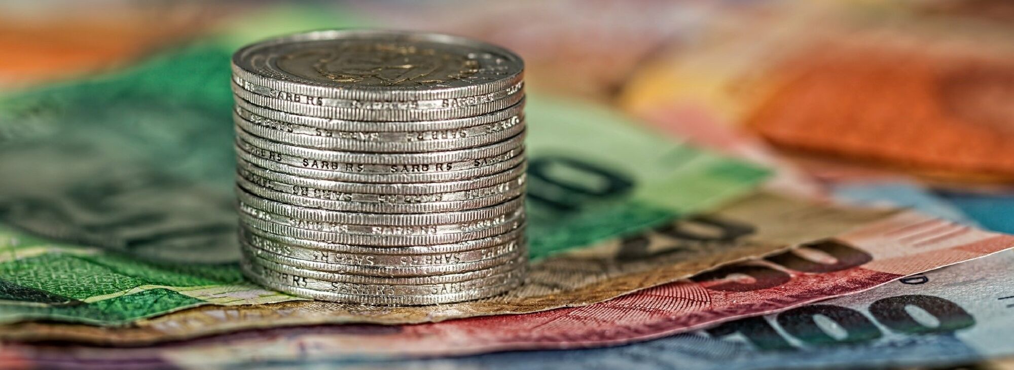 Auch im Skiurlaub kann man Geld sparen - wenn man weiß wie!