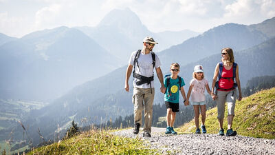 Spaß für die ganze Familie auf dem Kitzbüheler Alpen Trail  