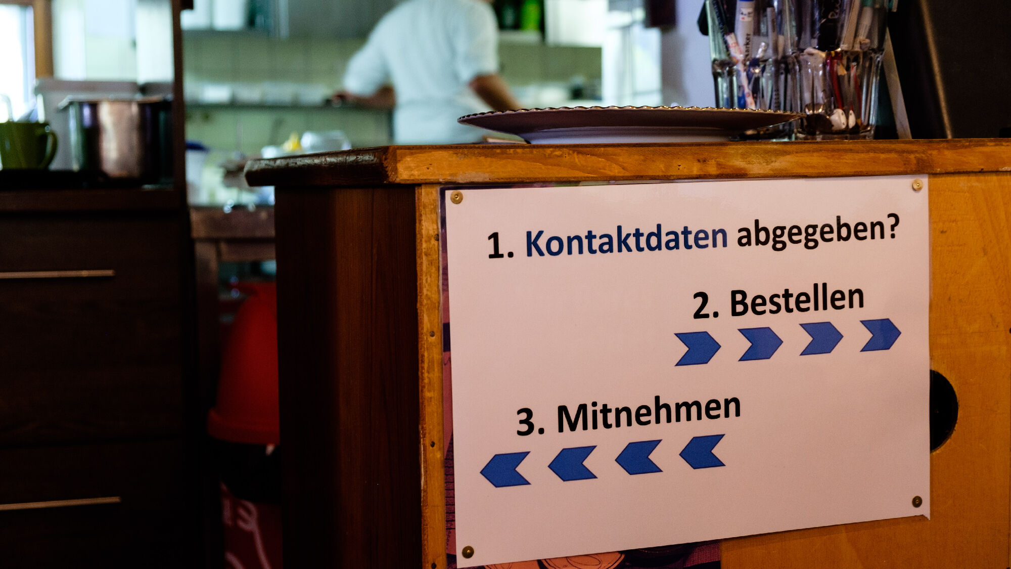 Auf den Berghütten gibt es im Corona-Sommer 2021 klare Regeln zu beachten