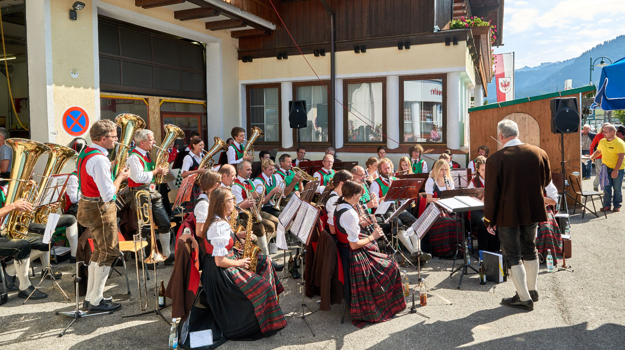 Traditionsreiches Rahmenprogramm beim Almabtrieb