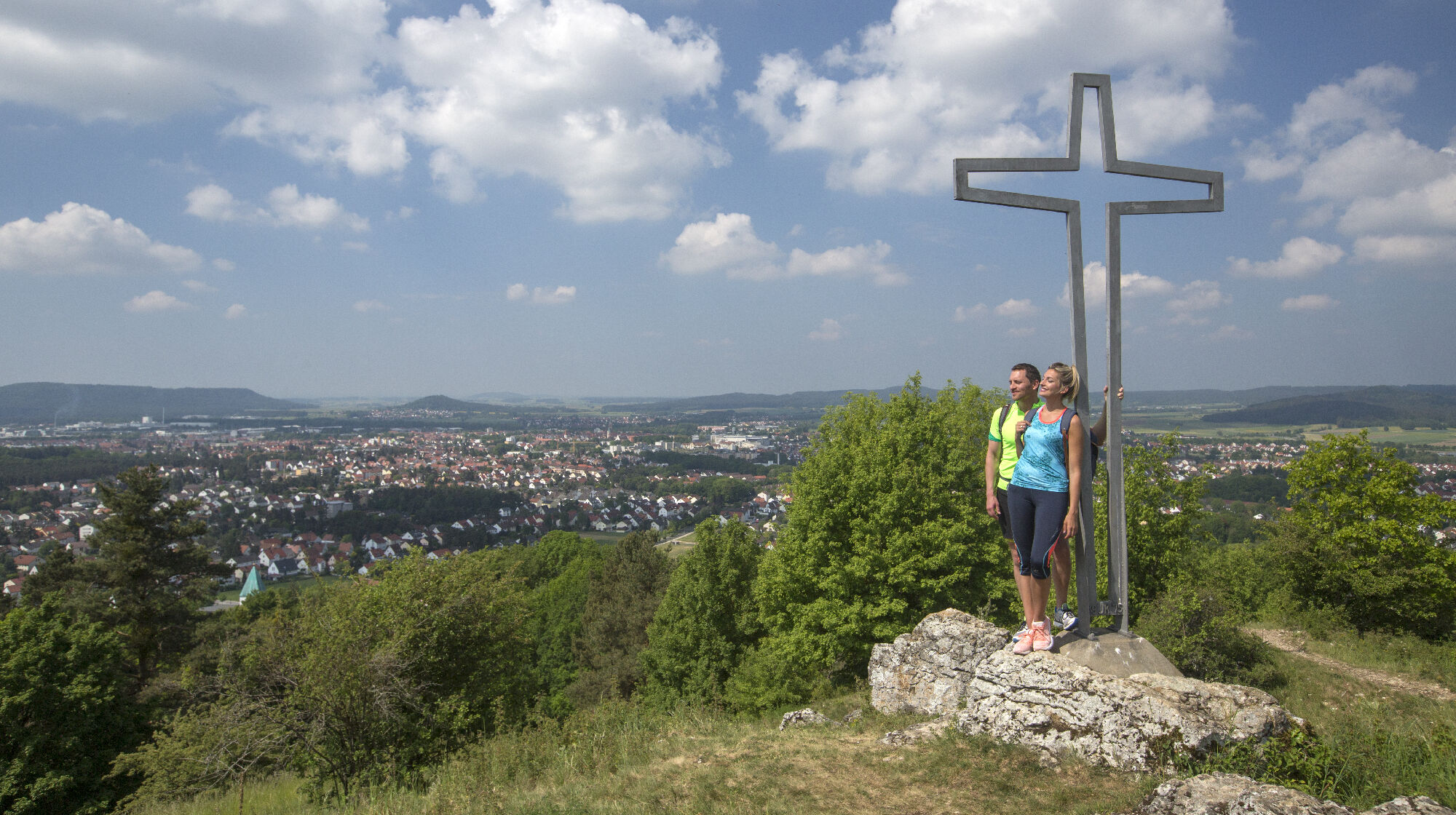 Gipfelkreuz auf der Zeugenbergrunde