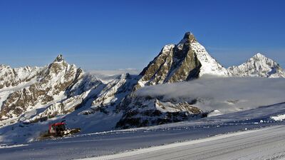 Artikelbild: Ski-Weltcup am Matterhorn als neuer Saisonstart für Speed-Athleten
