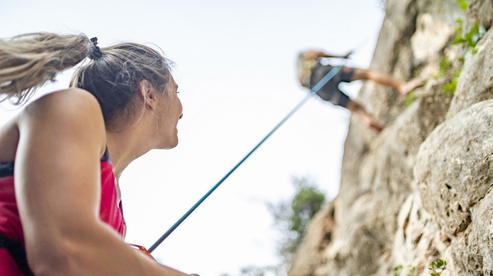 Vorsteiger und Sicherer haben jeweils wichtige Aufgaben.