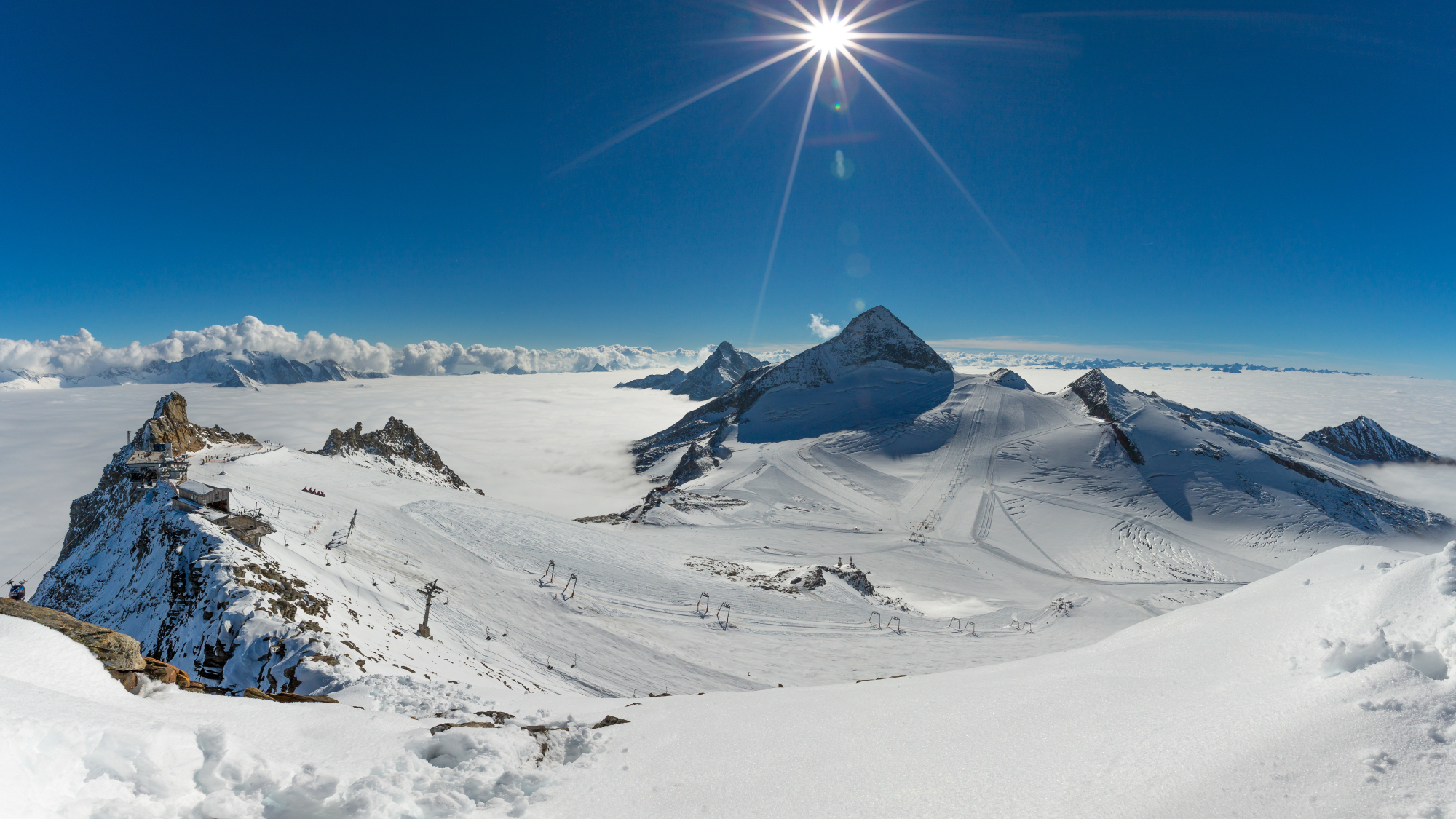 Winterpanorama am Hintertuxer Gletscher