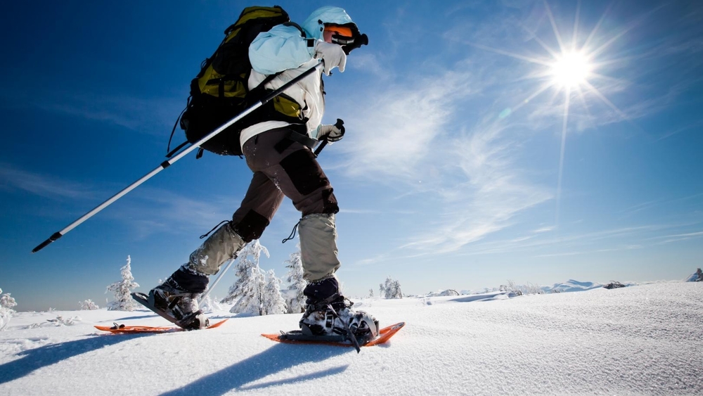 Schneeschuhwandern erfordert Kondition und die Arm-Bein-Koordination