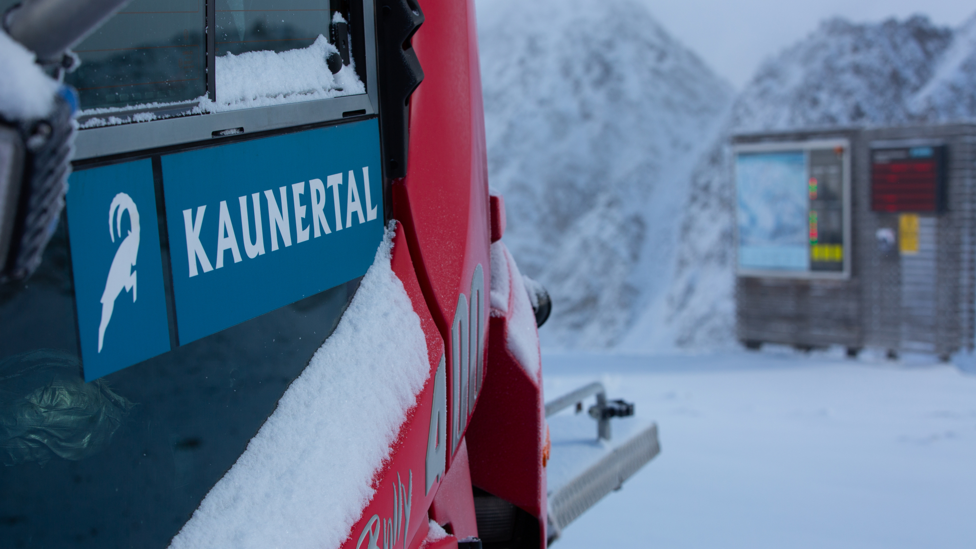 Pistenbully am Kaunertaler Gletscher