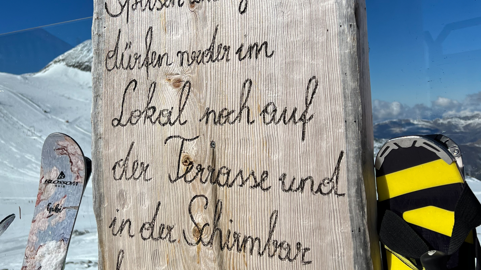 Schild an der Gletscherhütte
