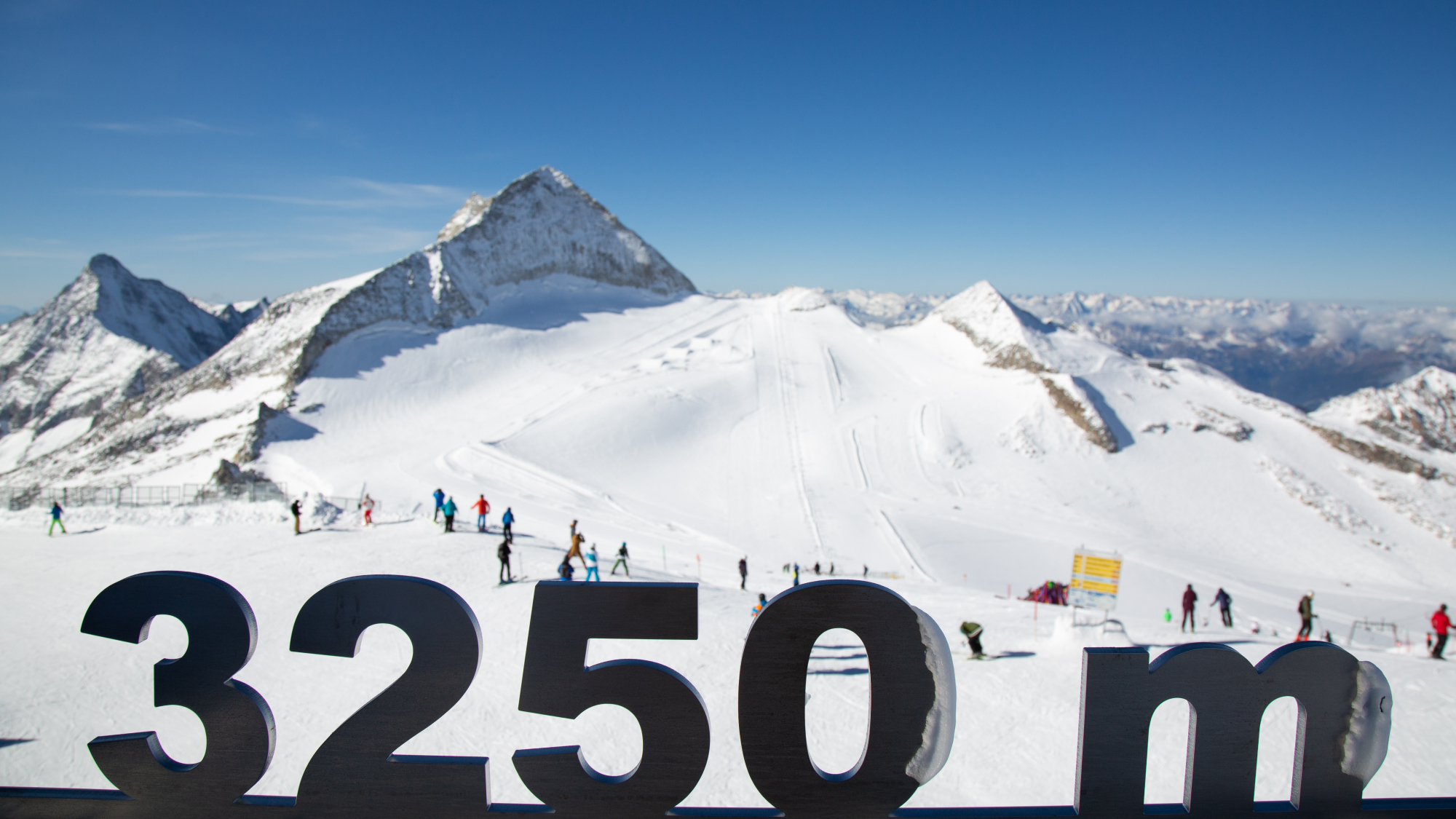 Blick auf das Skigebiet Hintertuxer Gletscher