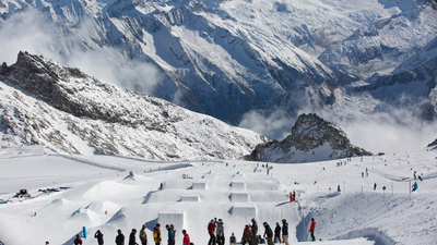 Artikelbild: Video: Ein grandioser Herbst-Skitag am Hintertuxer Gletscher