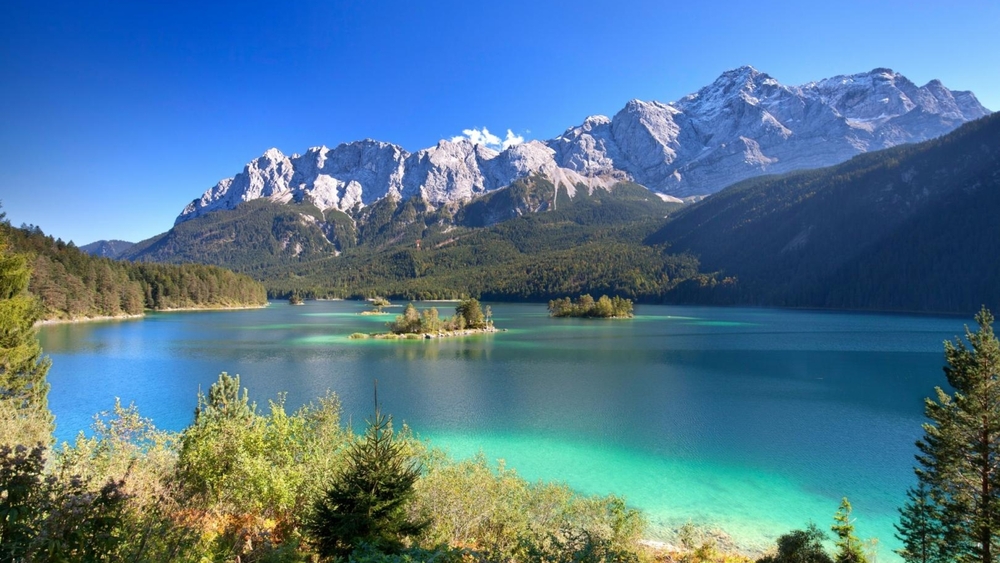 Der Eibsee gehört zu den schönsten Ausflugszielen der Alpen