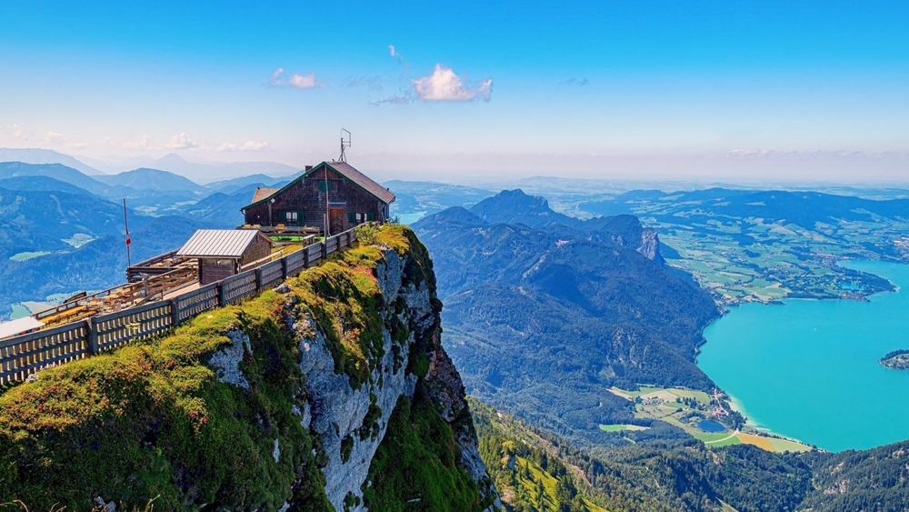 Eine Berghütte ist eine von vielen möglichen Unterkünften