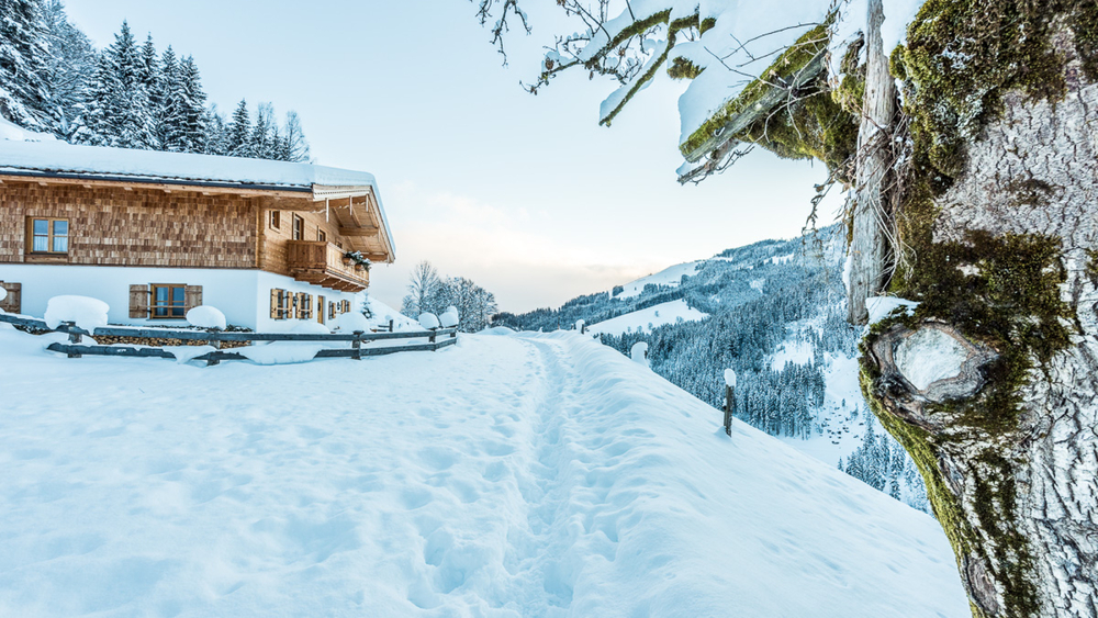Almliesl-Hütte im Schnee