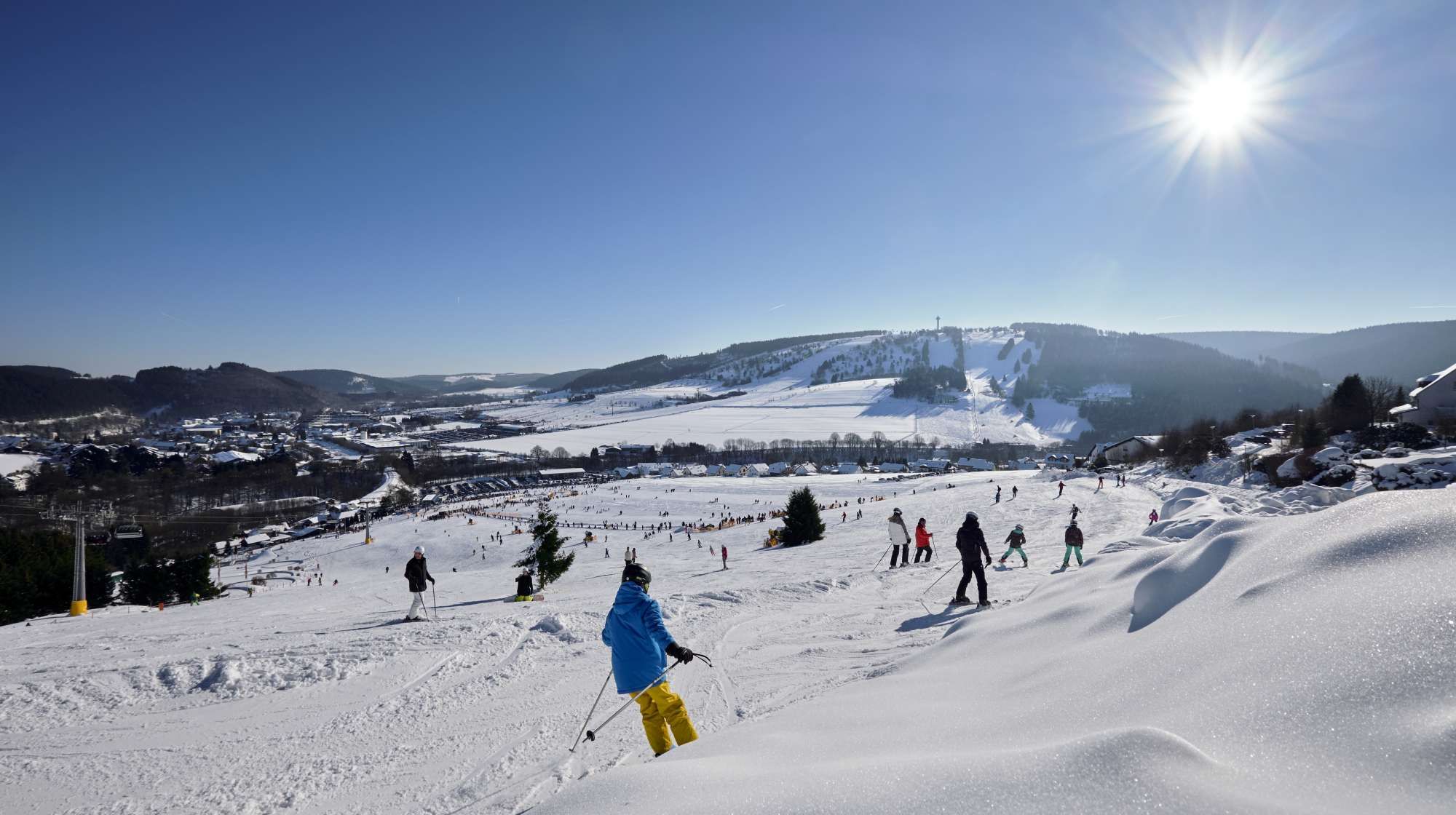 Skifahrer im Skigebiet Willingen