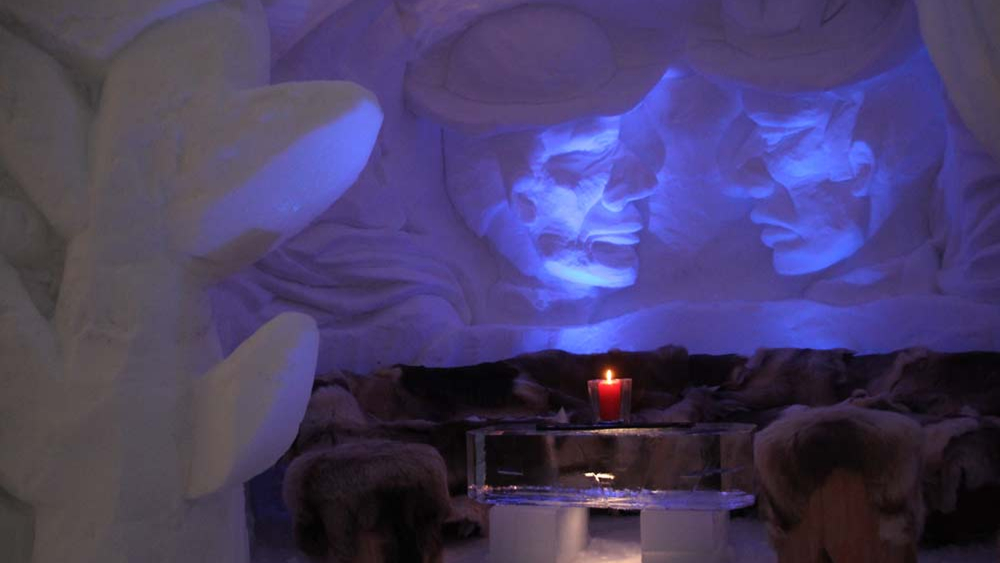 In der kuschelig eingerichteten Lounge