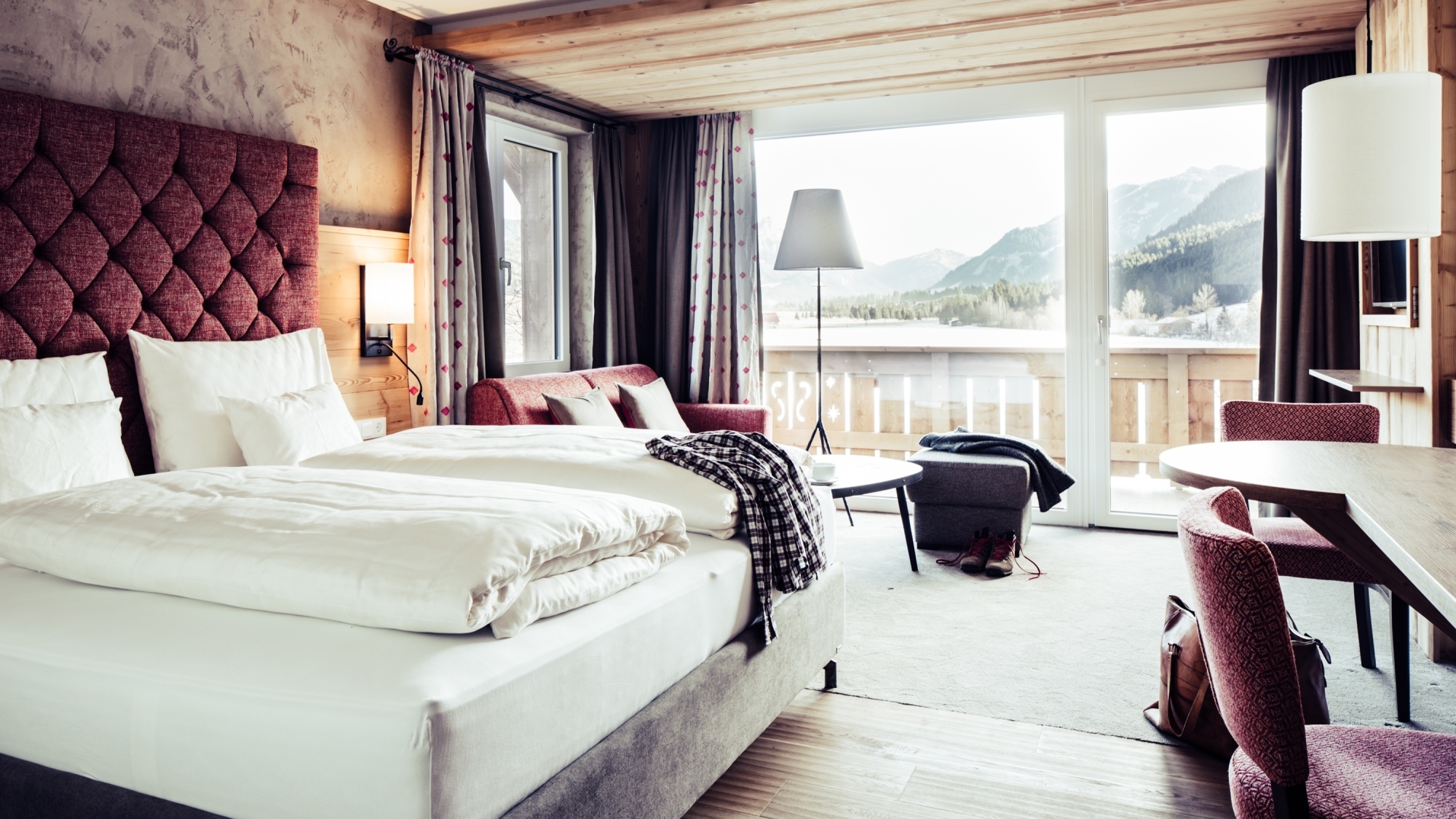 Zimmer im Natur- & Biohotel Bergzeit im Tannheimer Tal